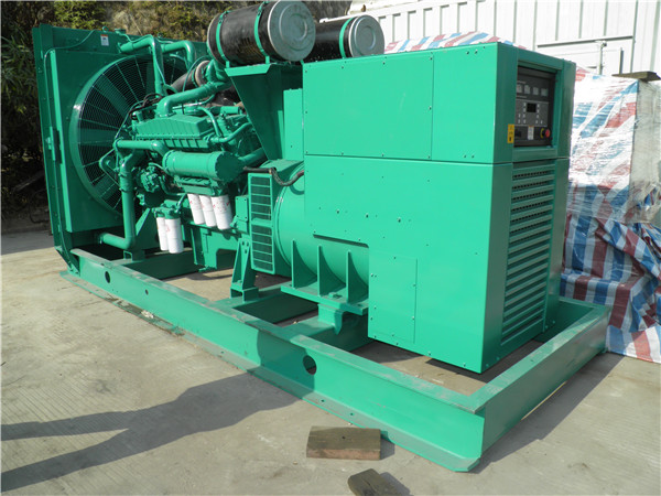 山丹出租发电机-进口柴油发电机组与国产柴油发电机组的区别
